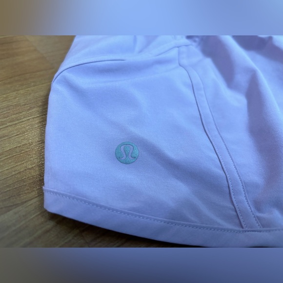 LULULEMON Tracker Short V (Lined) - Picture 5 of 9